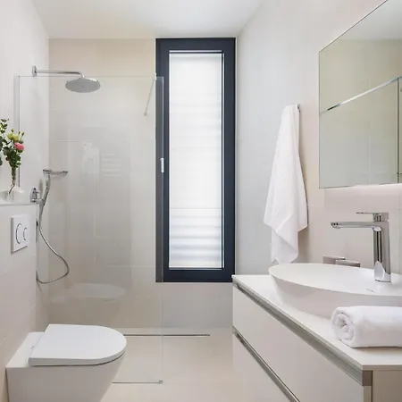 公寓 1 Bedroom Awesome In