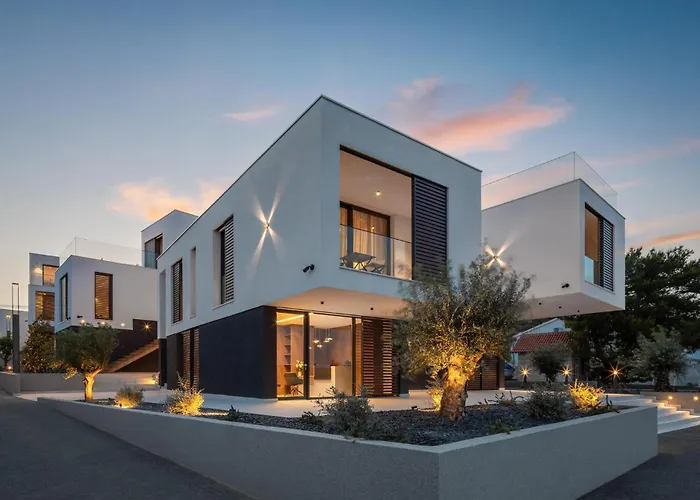 1 Bedroom Awesome In *