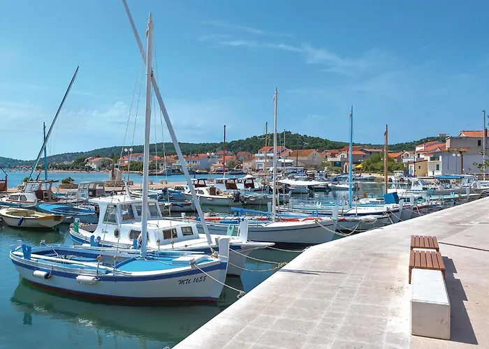 Apartman 1 Bedroom Awesome In *