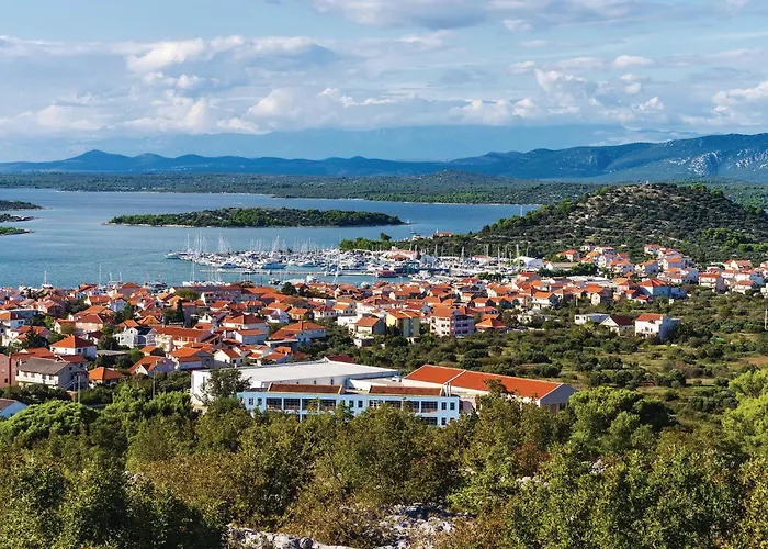 1 Bedroom Awesome In 아파트 *